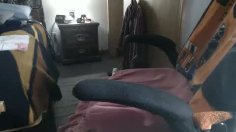 kev92569 online show from February 9, 2025, 1:55 am