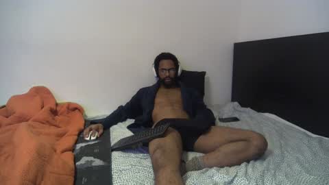 kevi4 online show from February 6, 2025, 12:00 am