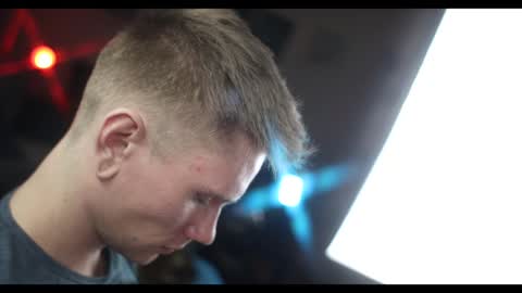 Kev online show from December 6, 2024, 7:12 pm