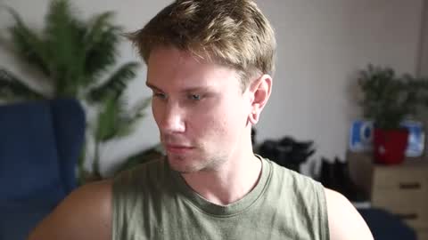 Kev online show from December 1, 2025, 6:35 pm