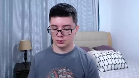 Kevin online show from April 1, 2026, 8:06 pm