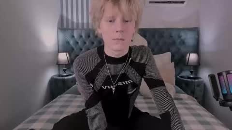 Kevin online show from November 11, 2025, 3:12 pm