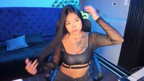 keyla_cutte online show from February 18, 2026, 3:35 am