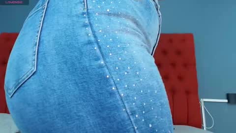 Keyla  online show from December 22, 2025, 11:51 am