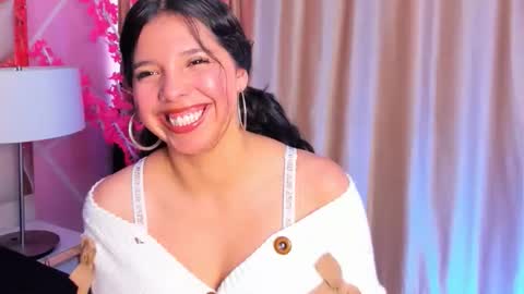 Keyla noa online show from February 21, 2026, 6:53 pm