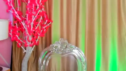 Keyla noa online show from March 21, 2026, 11:26 am