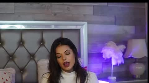 keylaconner online show from February 17, 2025, 12:05 pm