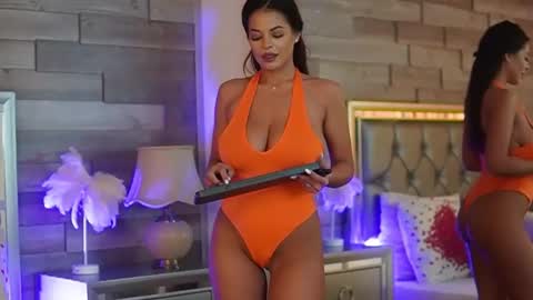 keylaconner online show from February 23, 2025, 11:22 am