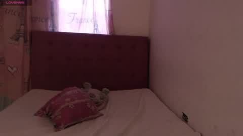 Snapshot of keylli_brownss chatting on February 1, 2025, 10:34 pm Keylli online show from February 1, 2025, 10:34 pm