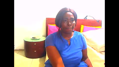 keysenbarxx19 online show from September 15, 2025, 5:18 am