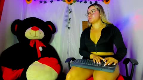 Snapshot of keyth_clement chatting on December 13, 2024, 10:34 pm Keyth  online show from December 13, 2024, 10:34 pm