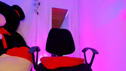 Snapshot of keyth_clement chatting on February 7, 2025, 8:42 pm Keyth  online show from February 7, 2025, 8:42 pm