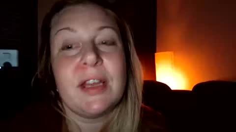 Snapshot of khaleesi0890 chatting on November 13, 2025, 9:47 pm khaleesi0890 online show from November 13, 2025, 9:47 pm