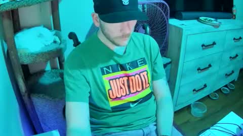 Snapshot of kheezygg chatting on April 6, 2026, 3:15 am KevKev online show from April 6, 2026, 3:15 am