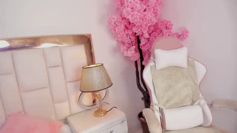 Khelany Isyy  online show from February 11, 2025, 12:28 am