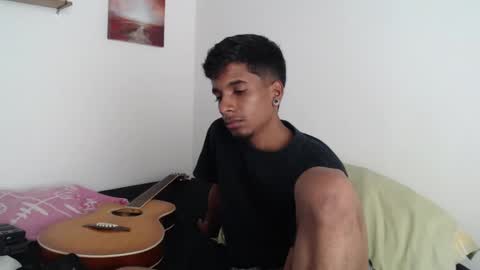 Snapshot of khevinlopezonig chatting on December 27, 2024, 9:00 pm khevinlopezonig online show from December 27, 2024, 9:00 pm