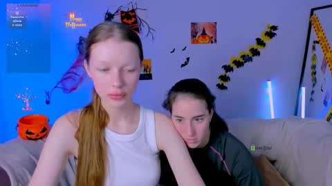 Snapshot of khloebeauty chatting on October 22, 2025, 7:24 pm khloebeauty online show from October 22, 2025, 7:24 pm