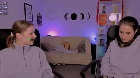 khloebeauty online show from March 13, 2026, 8:15 pm