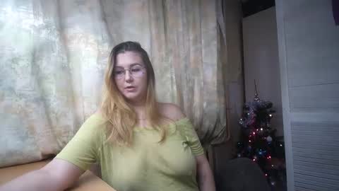 kianna_dior_ online show from December 28, 2024, 10:14 am