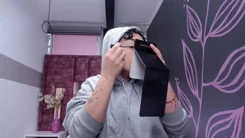 KIARA FOX online show from March 22, 2026, 11:02 am