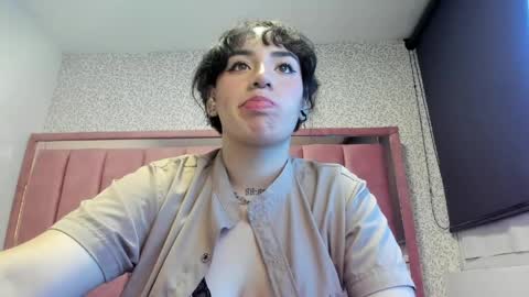 KIARA FOX online show from June 7, 2026, 8:29 am