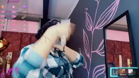 KIARA FOX online show from June 9, 2026, 9:59 pm