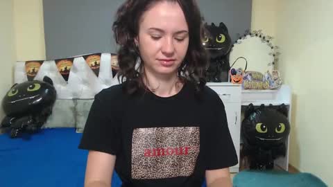 Kara online show from October 15, 2025, 5:46 pm