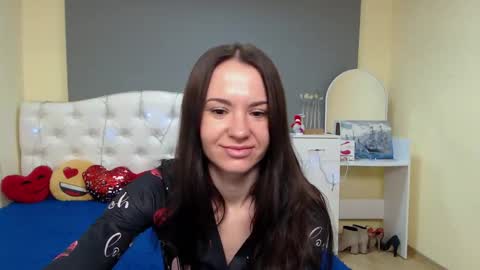 Kara online show from December 2, 2025, 7:09 pm