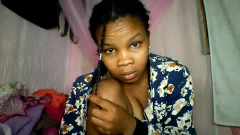 kiarah 69 online show from May 10, 2026, 10:04 pm