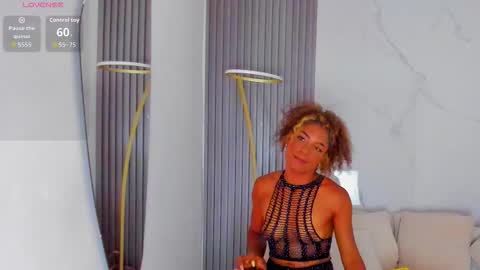 kiaratentation online show from December 13, 2025, 8:25 pm