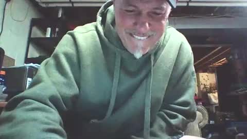 kick_1_down online show from December 10, 2024, 8:38 pm