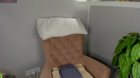 KiittieX online show from May 26, 2026, 7:04 am