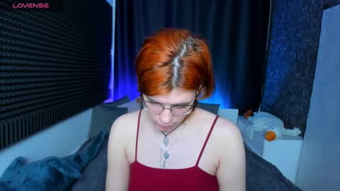 Kiki online show from December 3, 2024, 1:10 pm