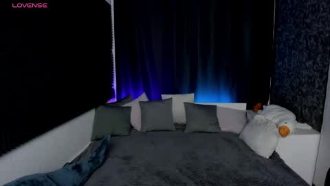 Kiki online show from December 6, 2024, 10:05 am