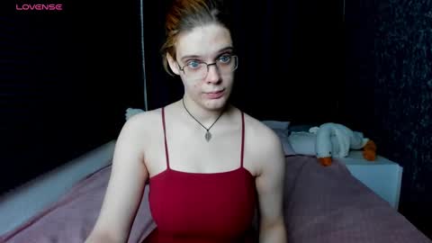 Kiki online show from January 12, 2025, 10:12 am