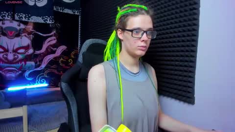 Kiki online show from September 30, 2025, 9:58 am