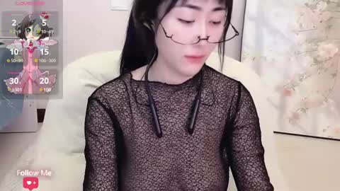 Snapshot of kiki_loveu chatting on March 5, 2025, 10:33 am kiki_loveu online show from March 5, 2025, 10:33 am