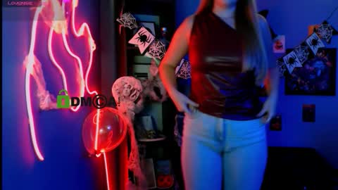 Kira online show from October 27, 2025, 5:50 pm