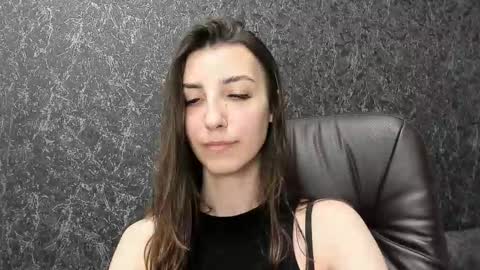 Snapshot of kikies_ chatting on September 24, 2025, 2:42 pm Mika and Miranda online show from September 24, 2025, 2:42 pm