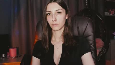 Snapshot of kikies_ chatting on October 2, 2025, 11:56 pm Mika and Miranda online show from October 2, 2025, 11:56 pm