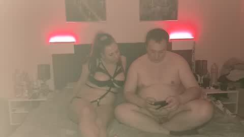 Kim and Dany online show from April 18, 2026, 8:31 pm