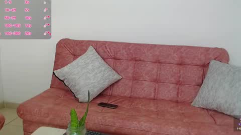 Mia  Kim online show from February 20, 2025, 5:51 pm