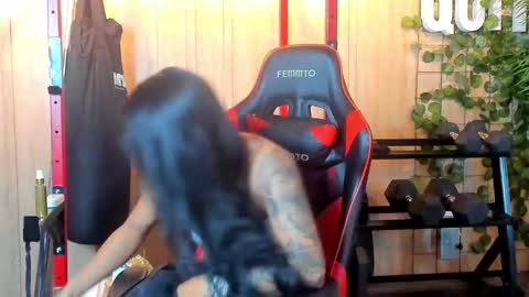 Kim online show from March 1, 2025, 1:18 pm