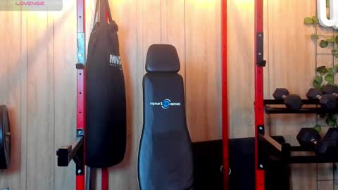 Kim online show from March 4, 2025, 1:38 pm