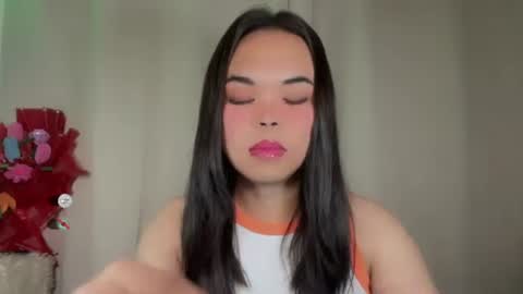 KYLIE online show from November 25, 2025, 9:59 pm