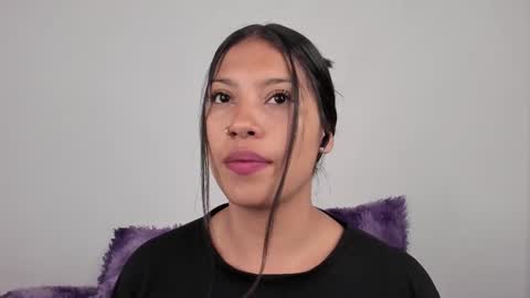 kim_mouth17 online show from November 19, 2025, 3:06 am