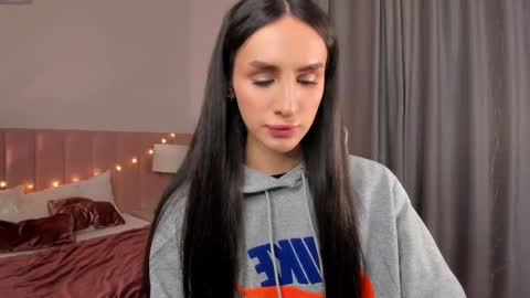 Kim Oberlin online show from January 13, 2026, 4:23 pm