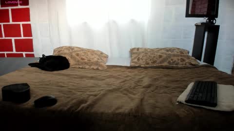 Kim  Yuk online show from November 7, 2025, 10:21 pm