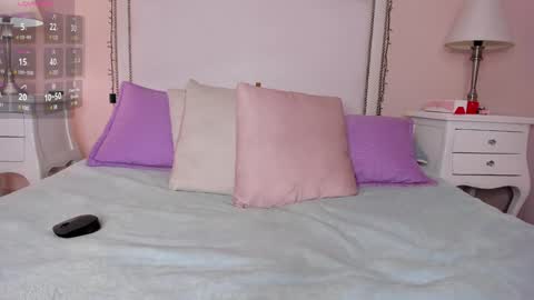 April online show from December 15, 2024, 8:04 pm