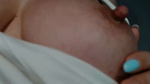 Kim online show from April 17, 2026, 4:48 am